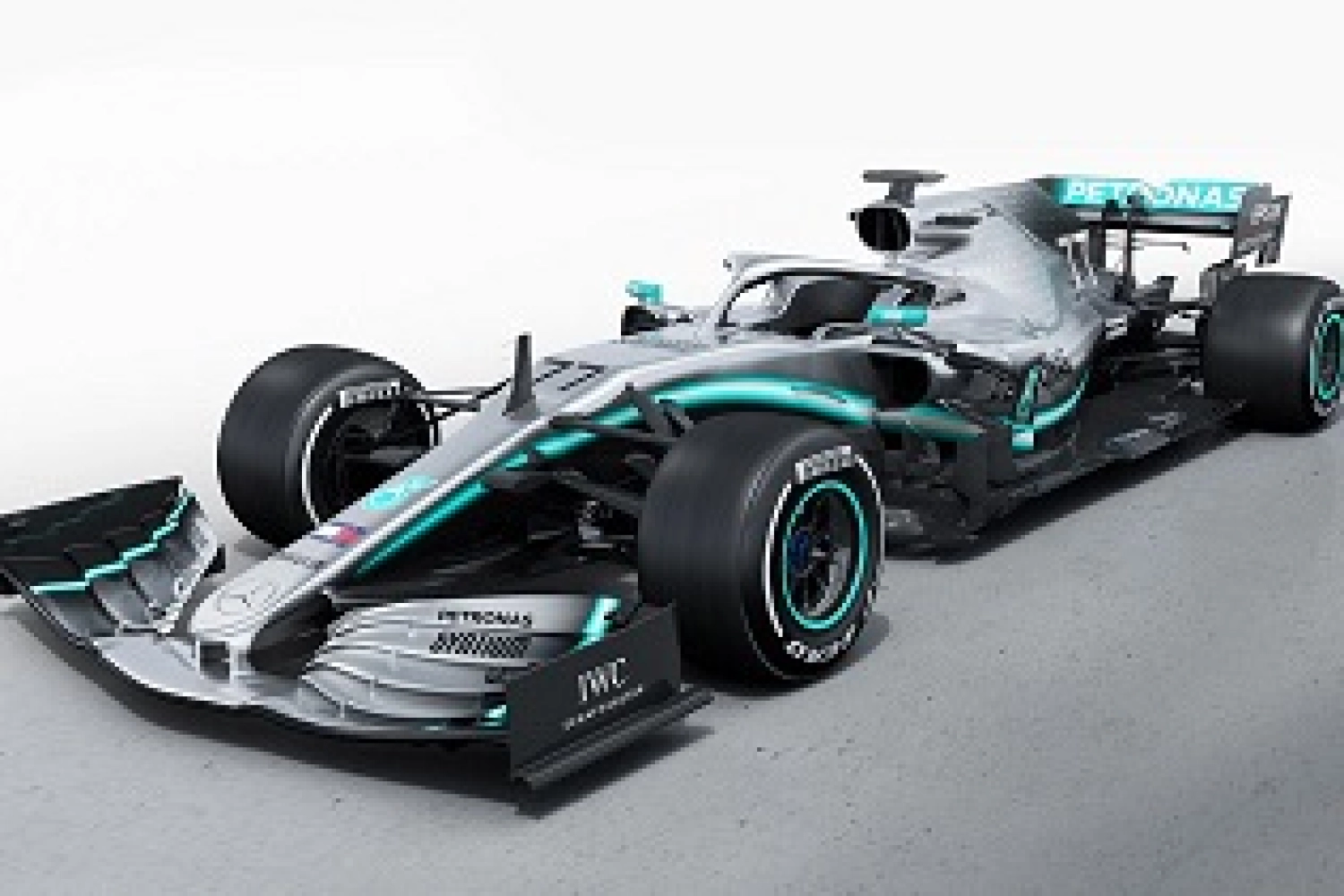 Official: Mercedes unveils the shapes and colors of its W10