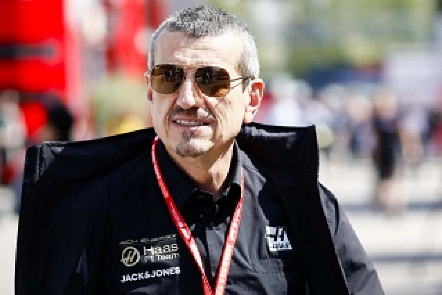 Günther Steiner: “Now, we are in the shit!”