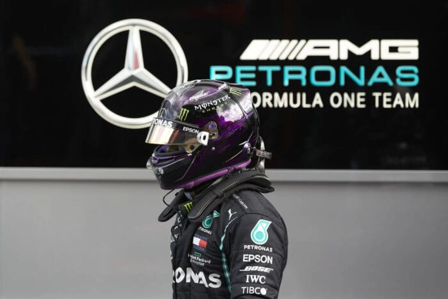 Hungary – Race: Hamilton controls for an 86th victory and equals a new record!