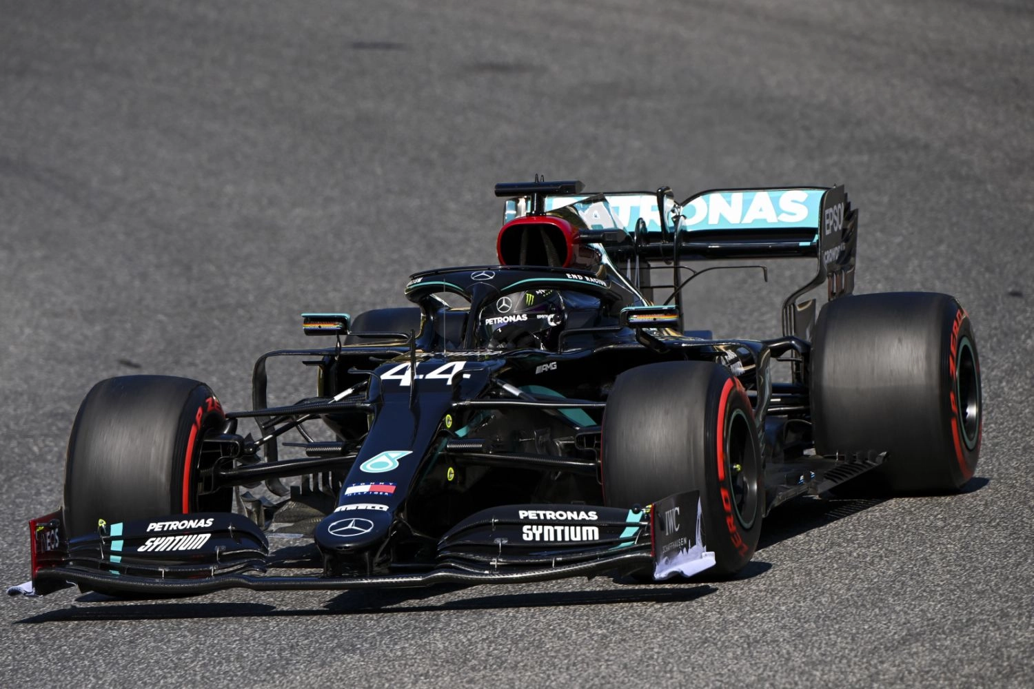 Tuscan Grand Prix – Race: after the chaos, victory for Hamilton