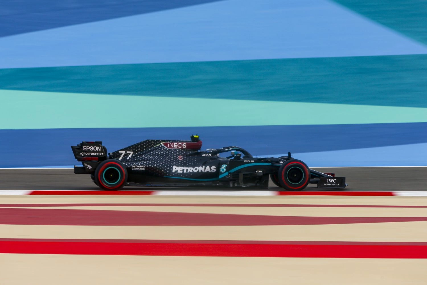 Sakhir Grand Prix – Qualifying: Neck and Neck