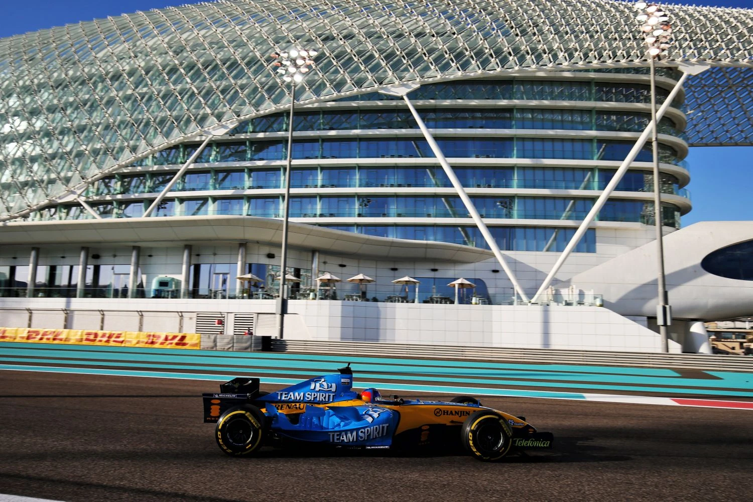 Hamilton, Ricciardo… The drivers dazzled by the R25