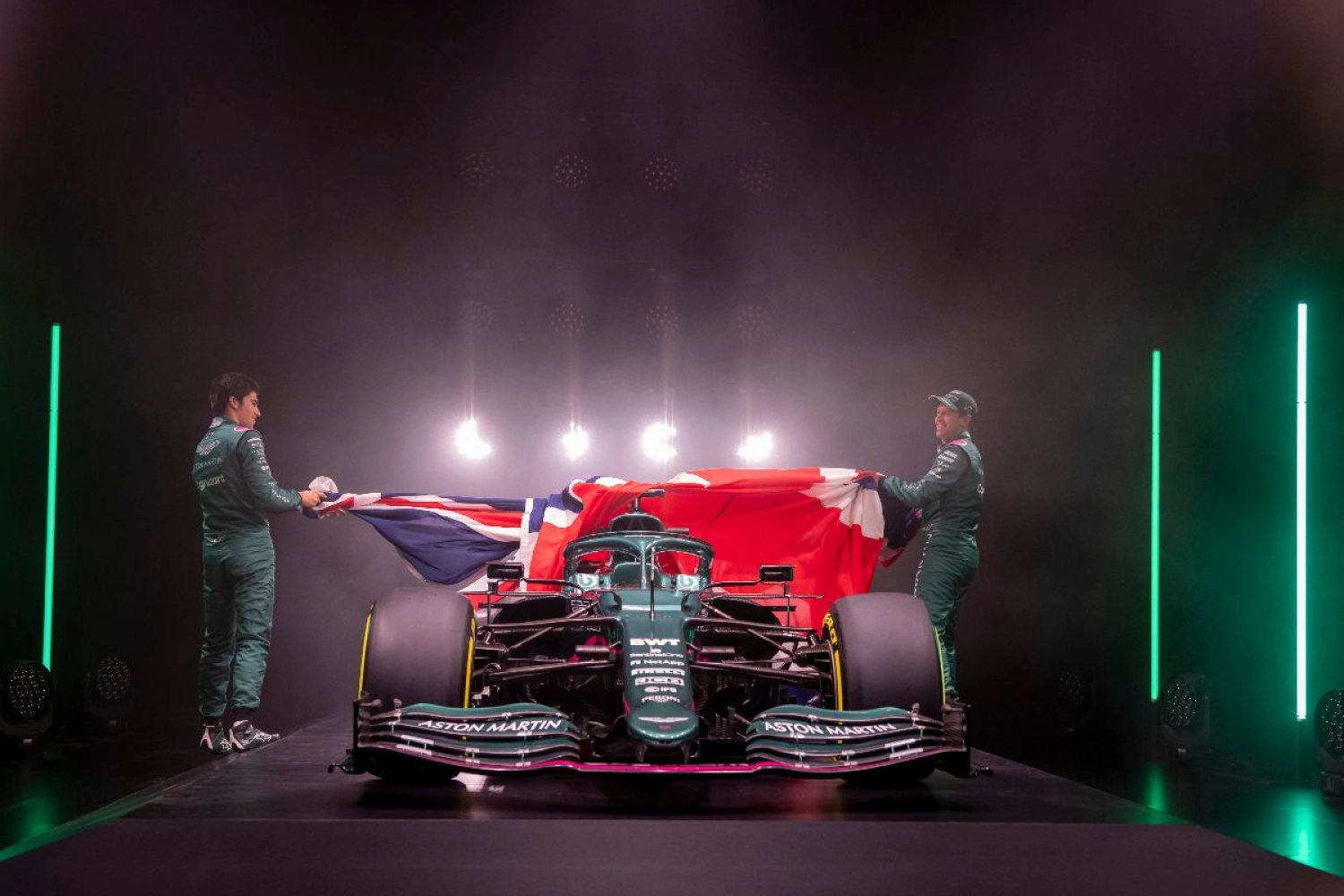 The first photos of the new Aston Martin AMR21