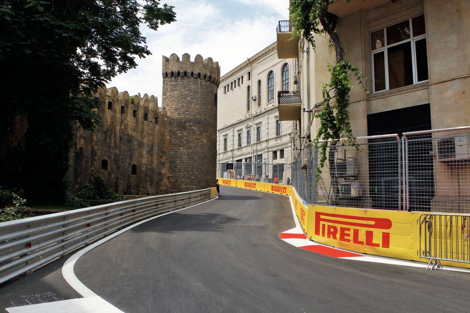 Presentation – Azerbaijan GP: Impressions of mirages in the middle of the city