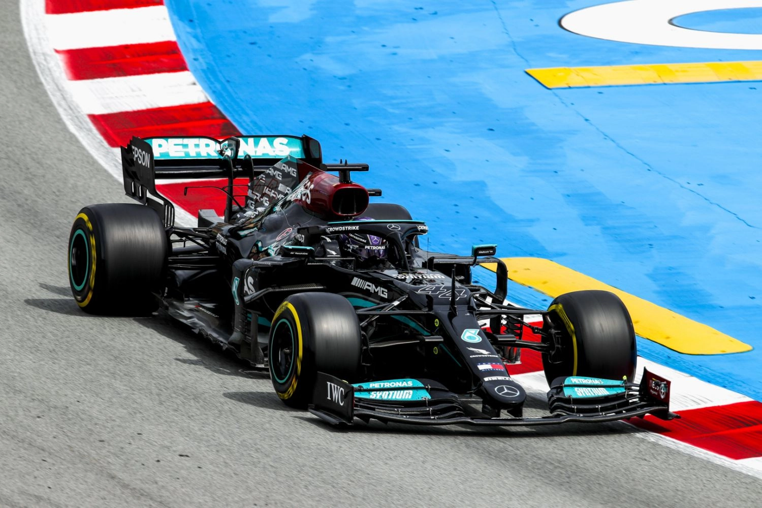 Ricciardo and Alonso highlight Hamilton’s talent