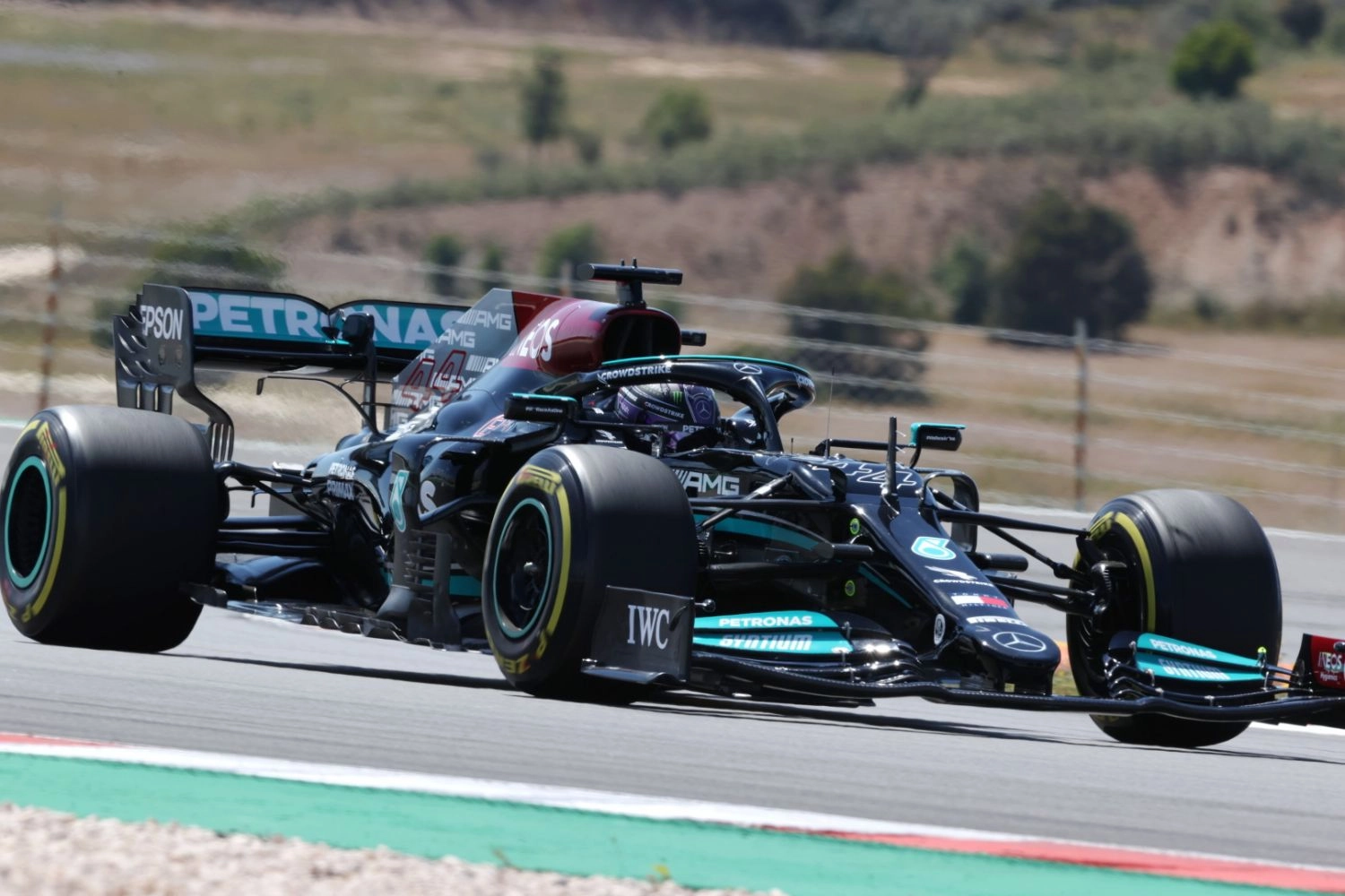 Portuguese Grand Prix – Race: Hamilton blows away Verstappen and Bottas