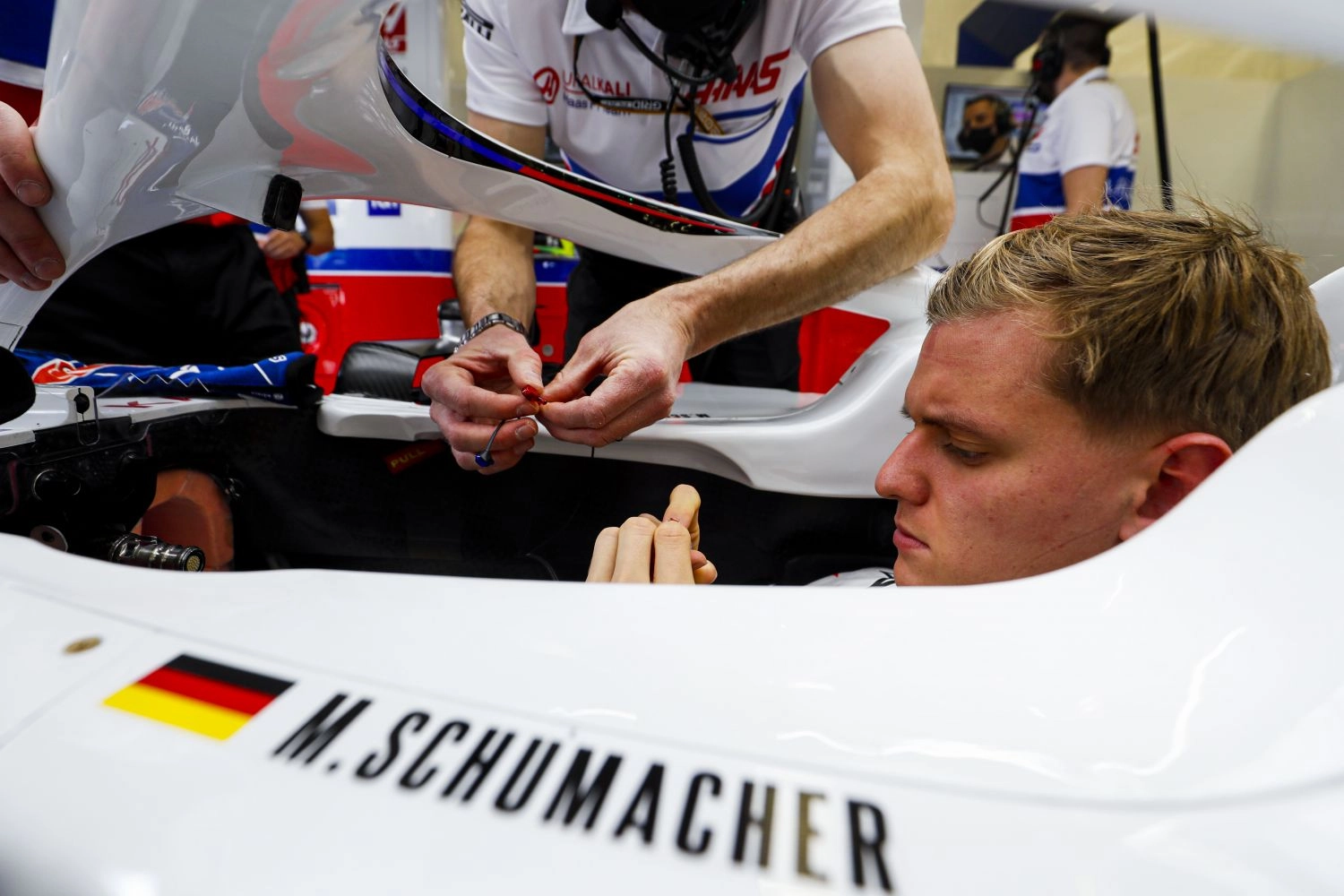 Rosberg: It’s not easy being the son of a champion, even more so for Mick;