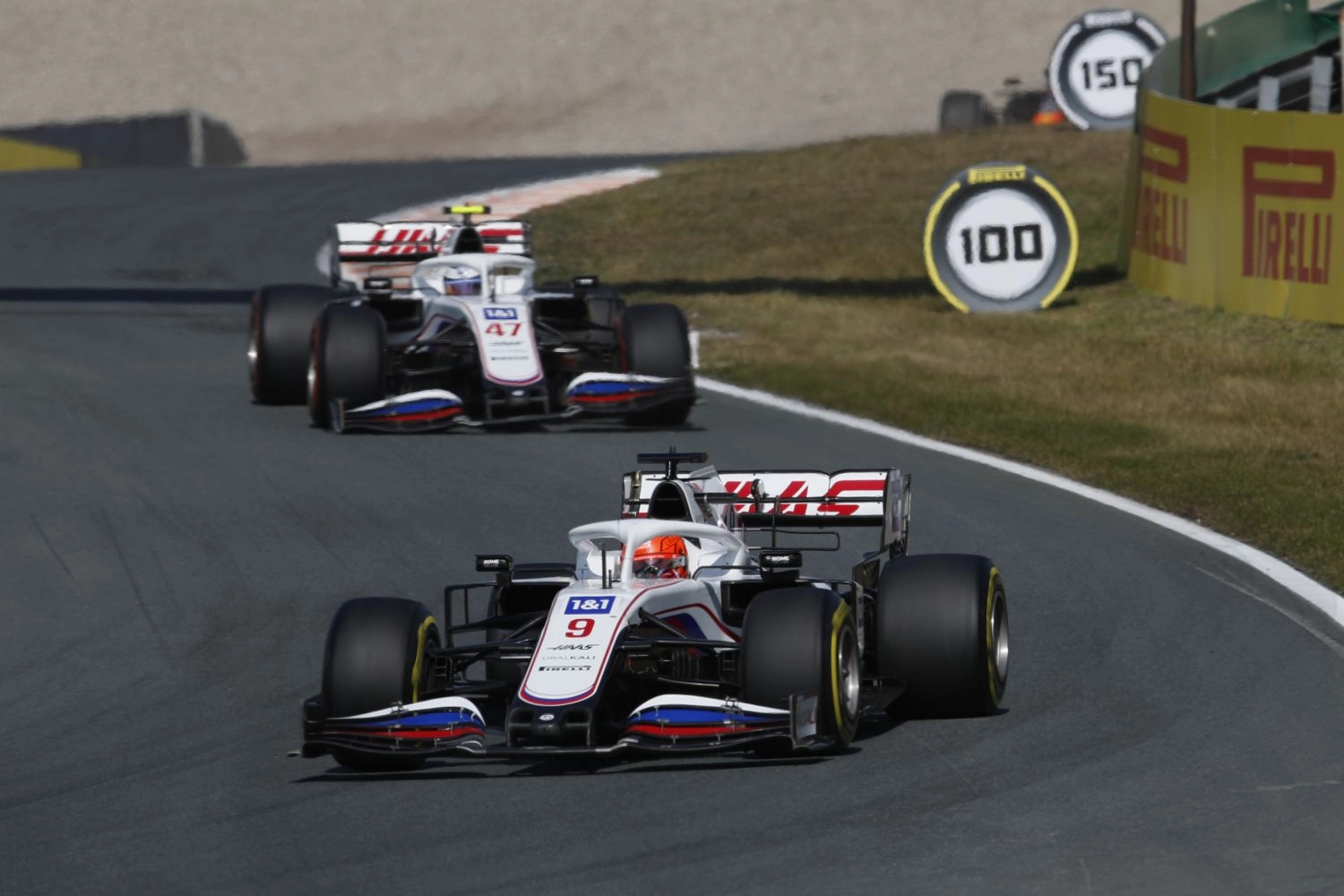 Mazepin apologizes to Schumacher after their clash in Monza
