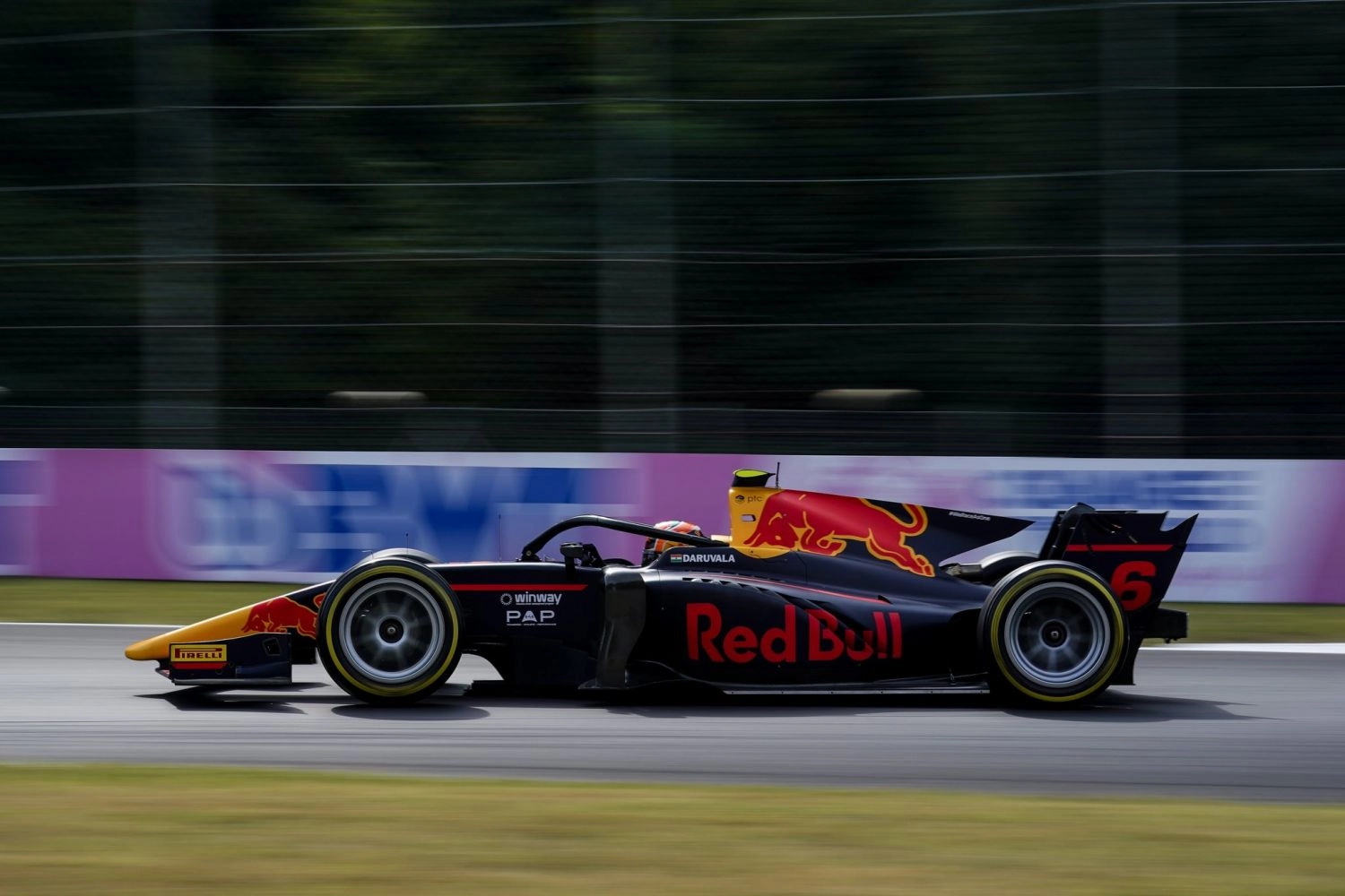 Italian F2 Grand Prix: Sprint Race 2 – Daruvala alone in the world