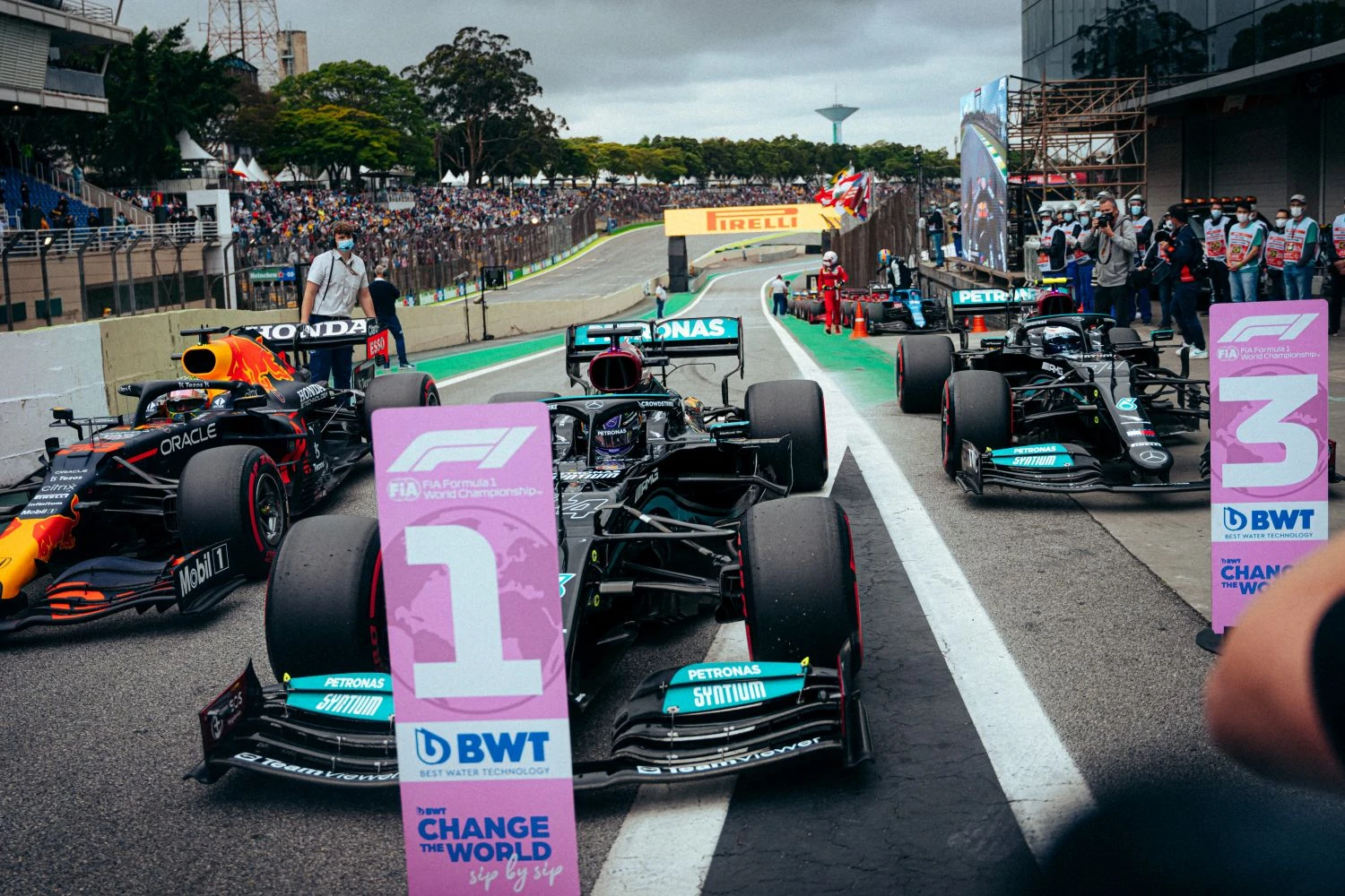 São Paulo Grand Prix – An epic battle between Hamilton and Verstappen