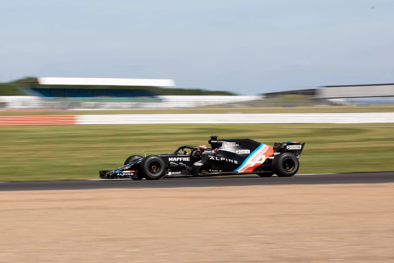 Alpine will present its car on February 21st in Paris and will drive with it the following day