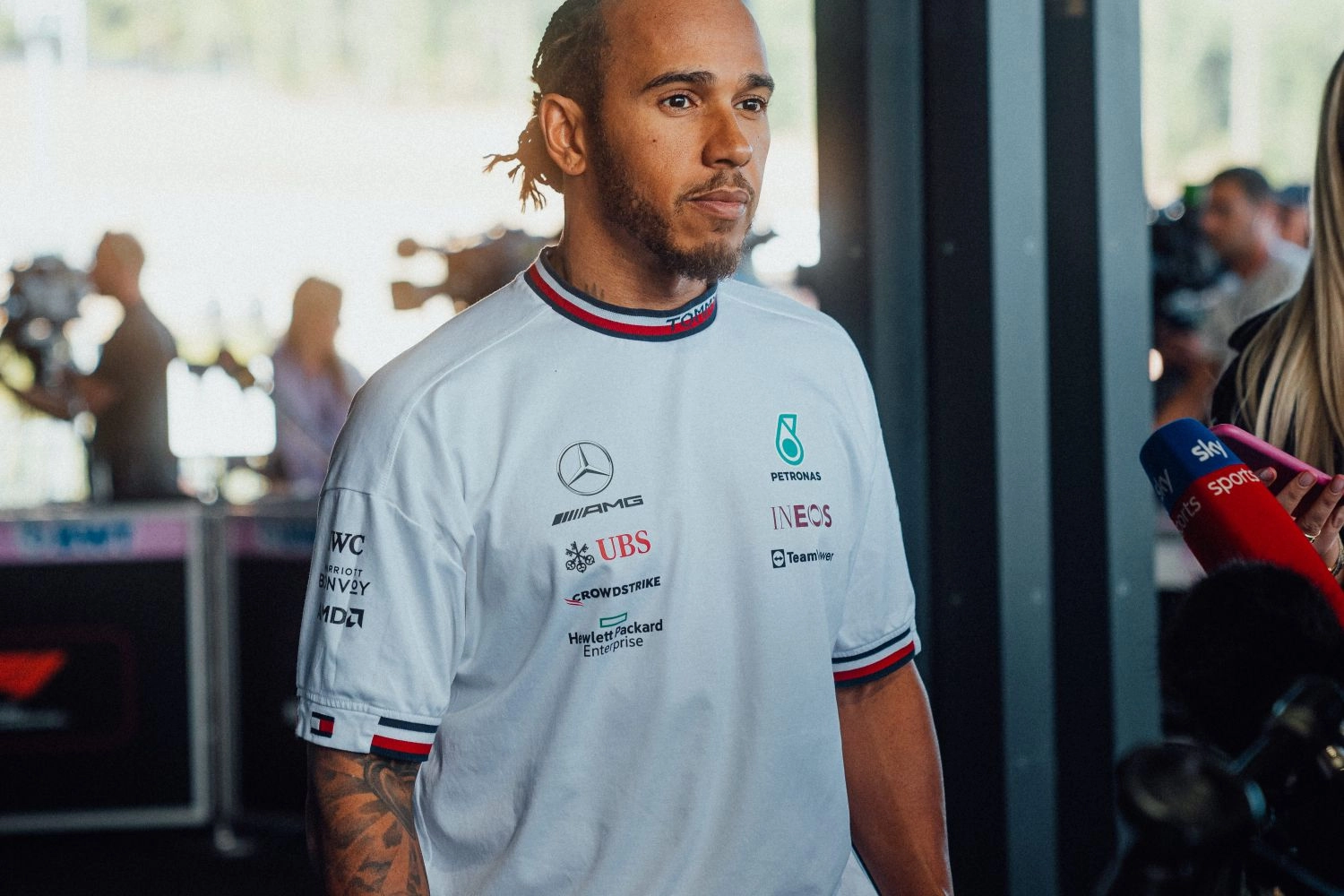 Hamilton receives a warning after his retirement at Spa
