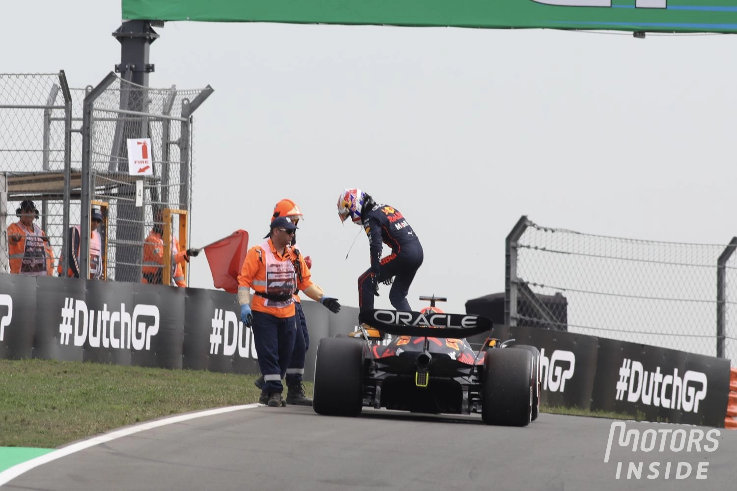 Dutch Grand Prix – Free Practice 1: Mercedes in the lead, Verstappen retires