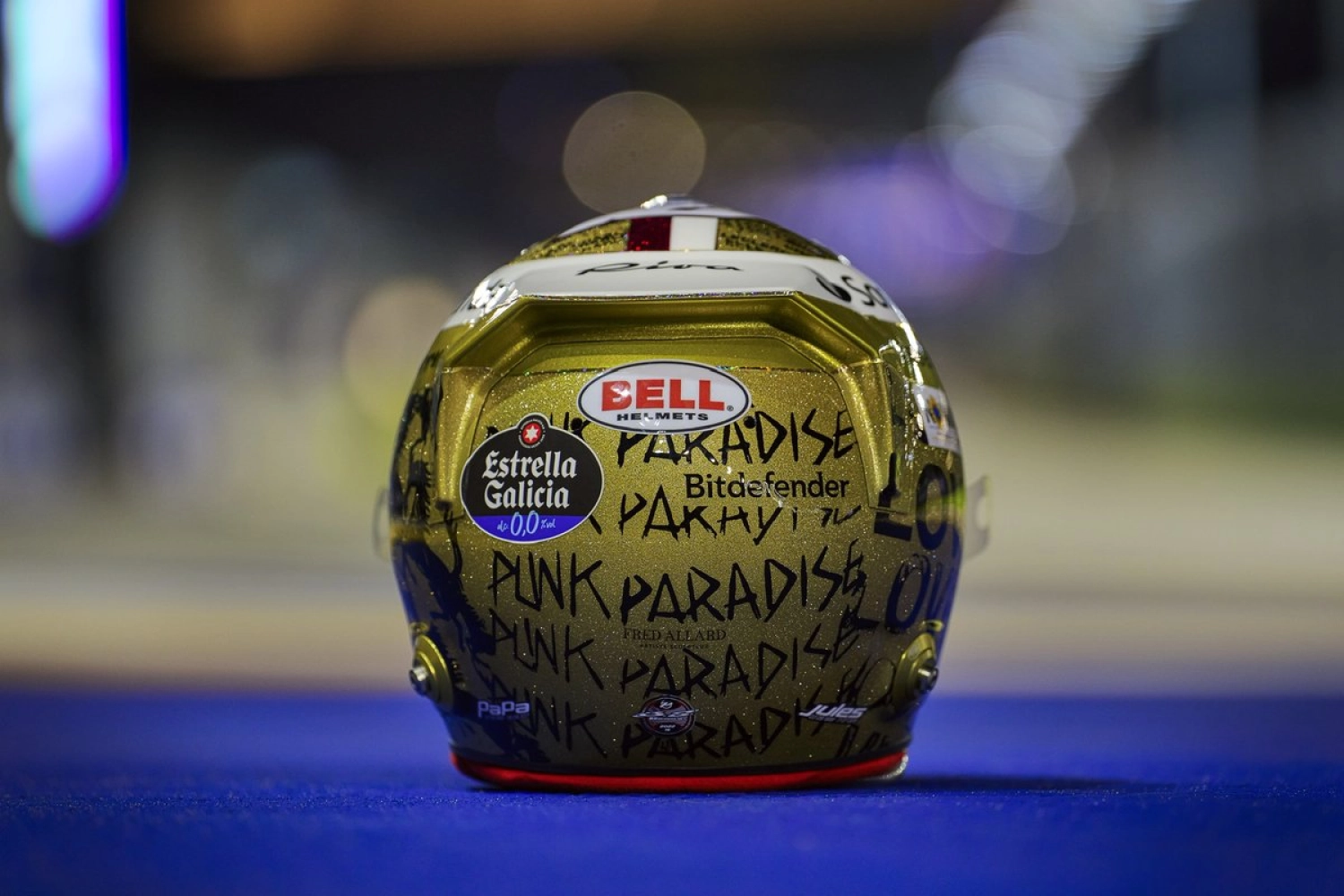 Charles Leclerc unveils a glittery helmet for Singapore