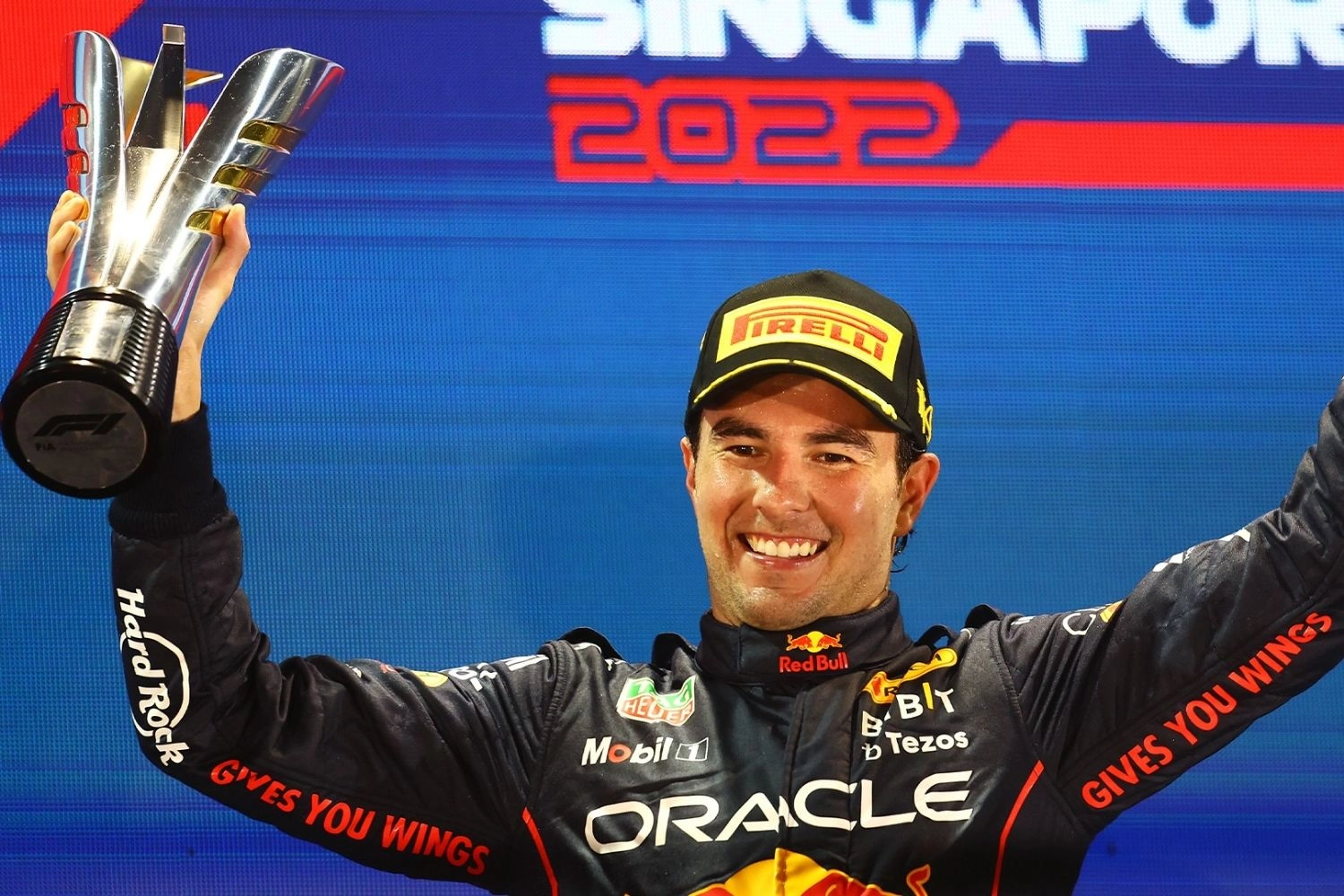 Pérez summoned to the stewards for a violation under Safety car regulations