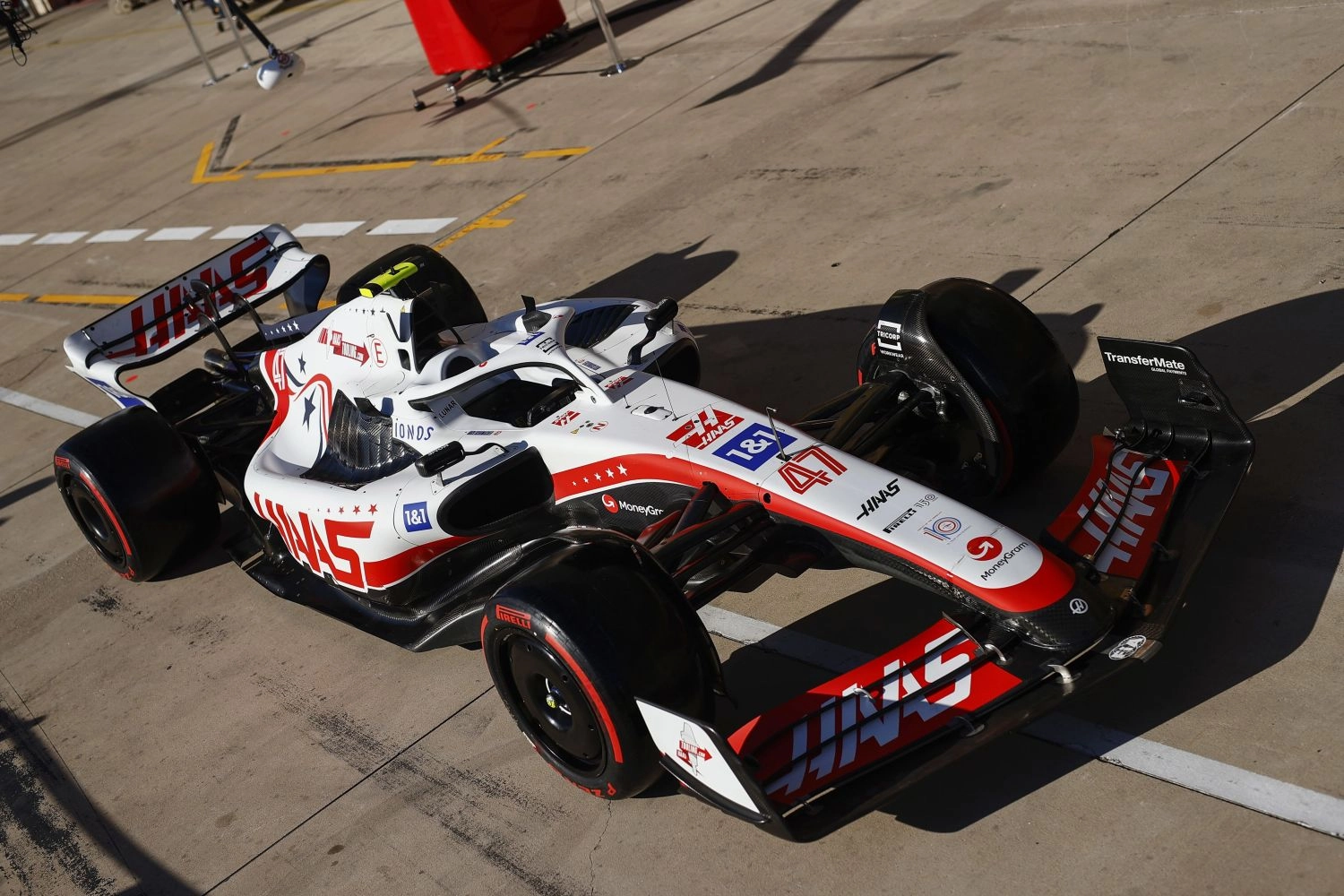 Haas and Schumacher decorate themselves American style
