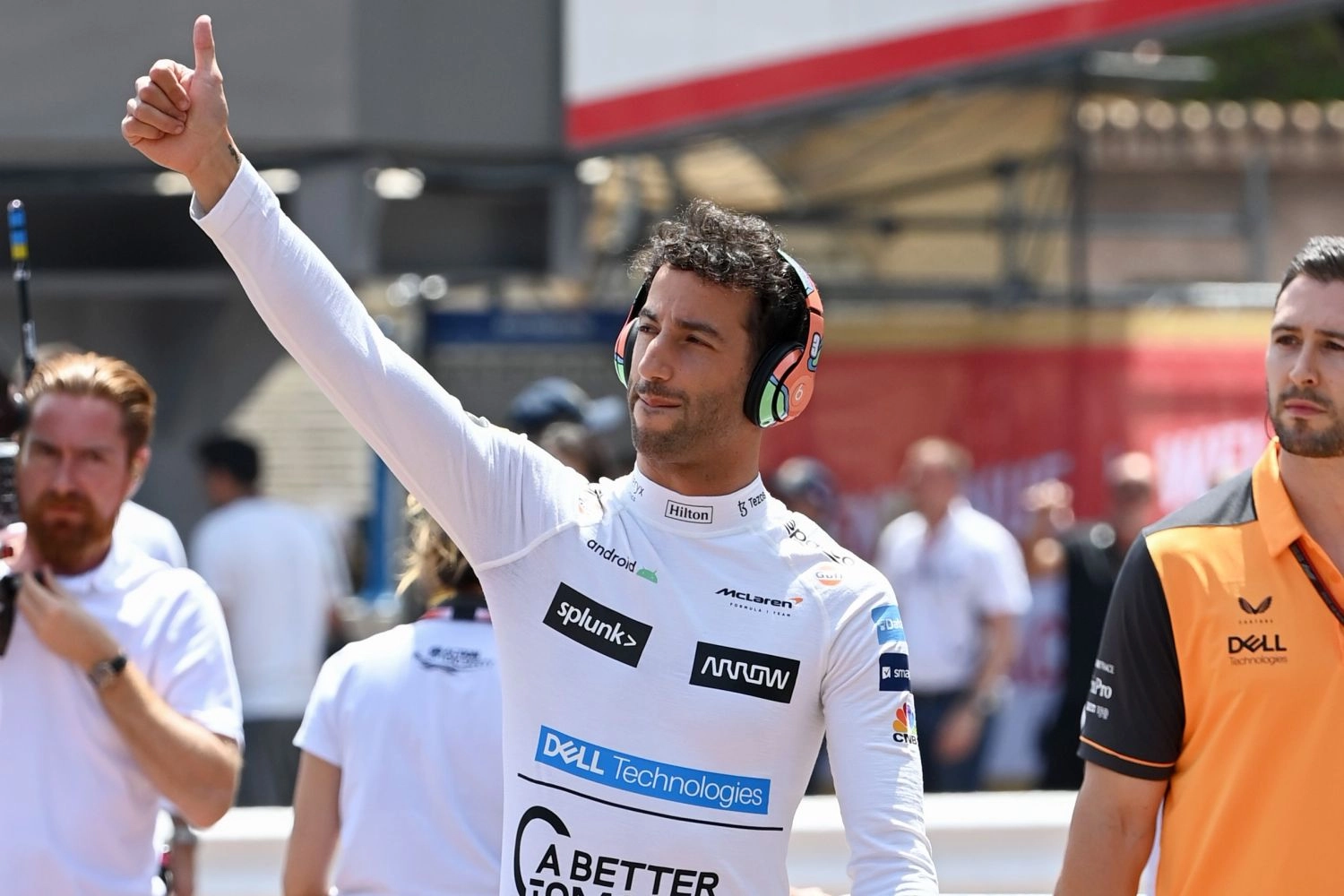 Daniel Ricciardo would be heading to Mercedes in 2023, according to Canal+