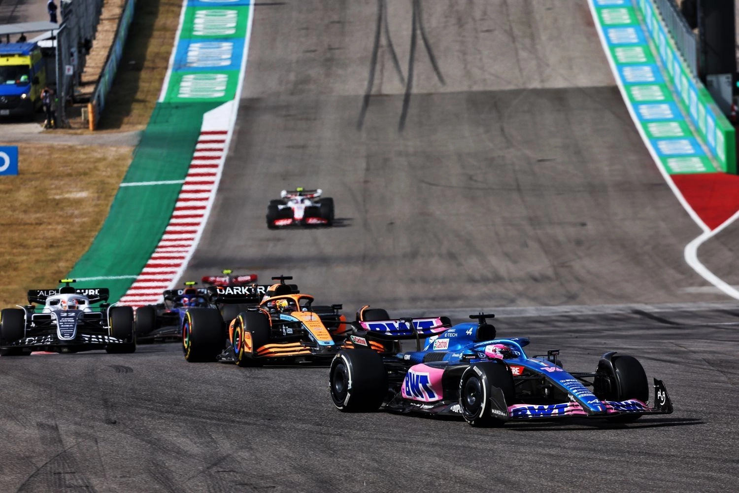 Alonso demoted by the FIA due to his rearview mirror