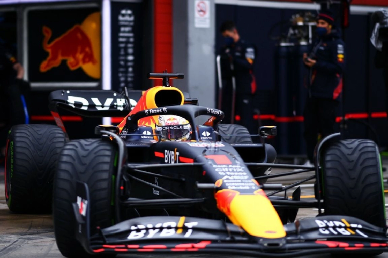 Abu Dhabi Grand Prix – Free Practice 2: Max Verstappen takes the lead