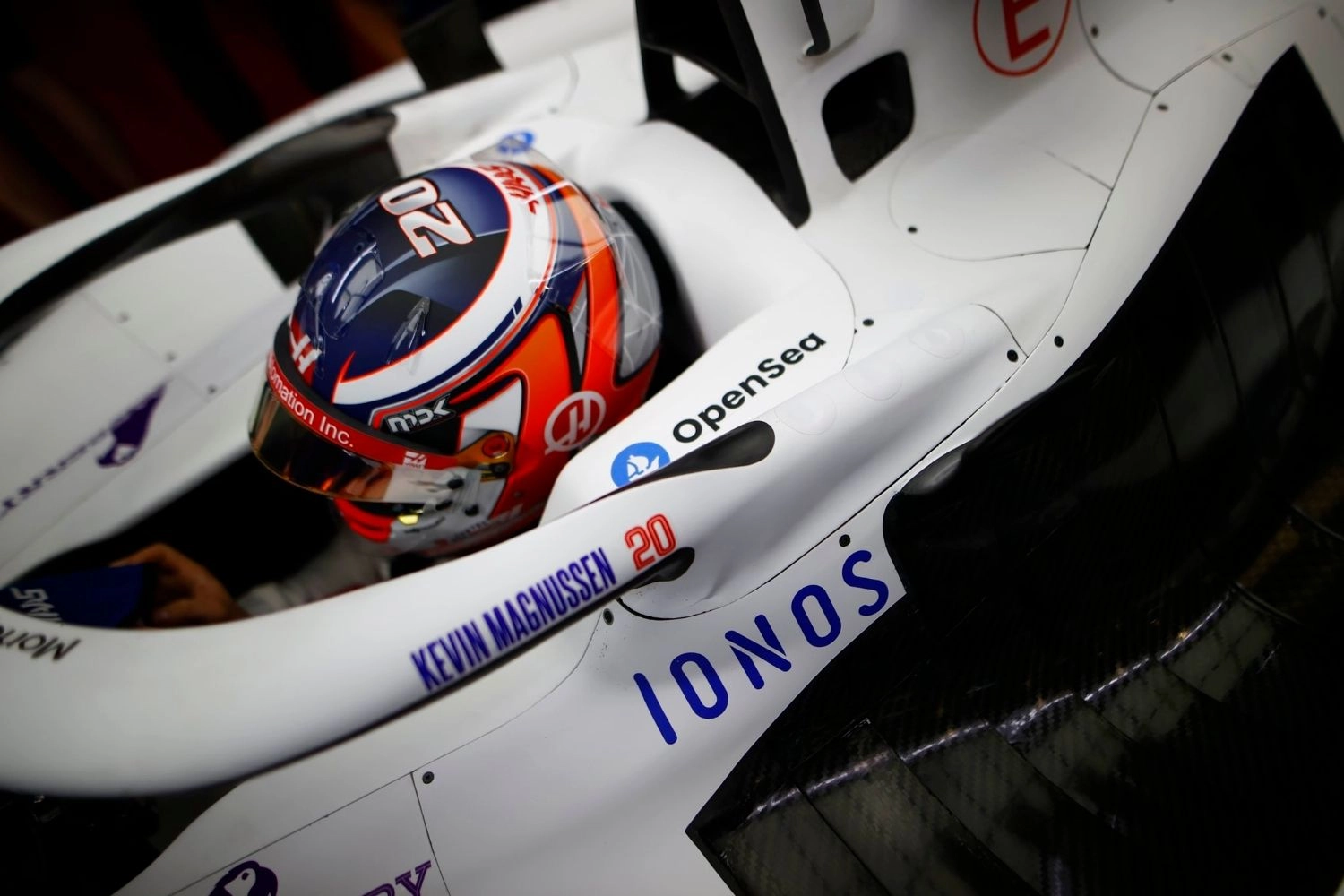 Brazilian Grand Prix – Qualifying: Magnussen on pole position