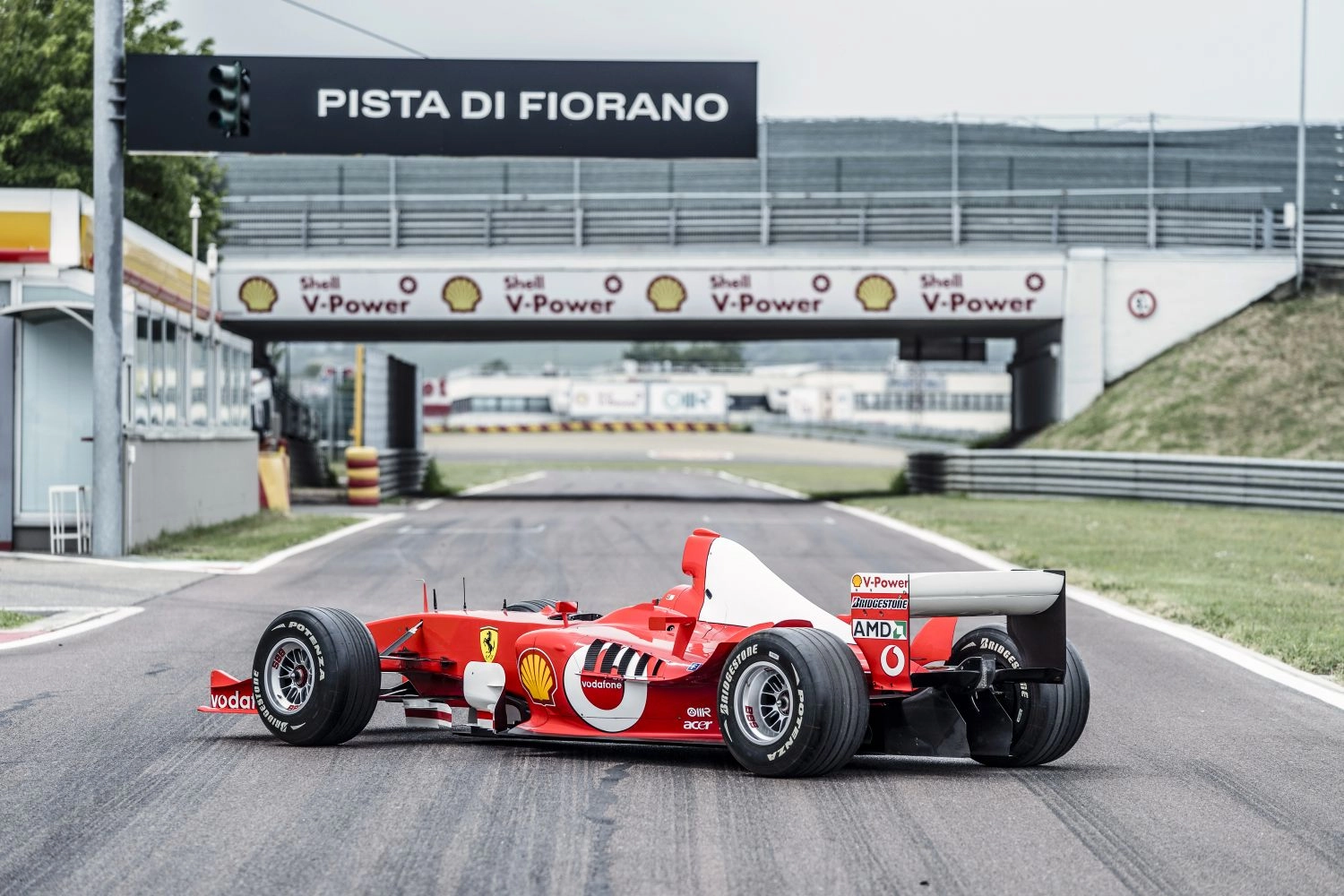 Charles Leclerc behind the wheel of Michael Schumacher’s old F2003-GA (video)