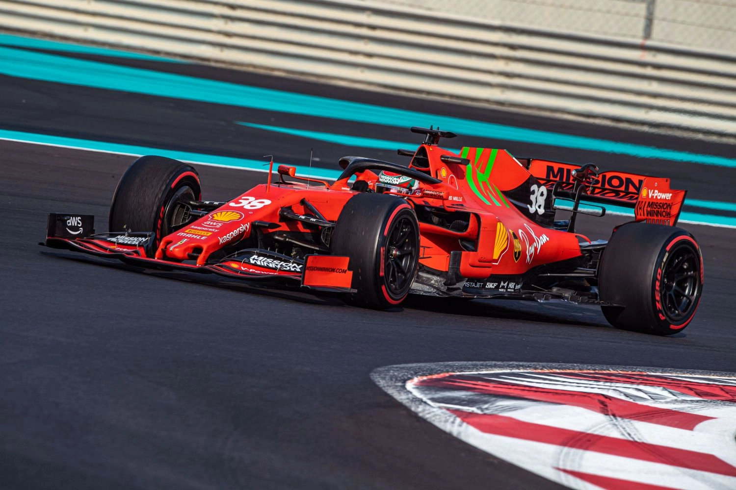 Canal+ condemned for not blurring tobacco brands in F1