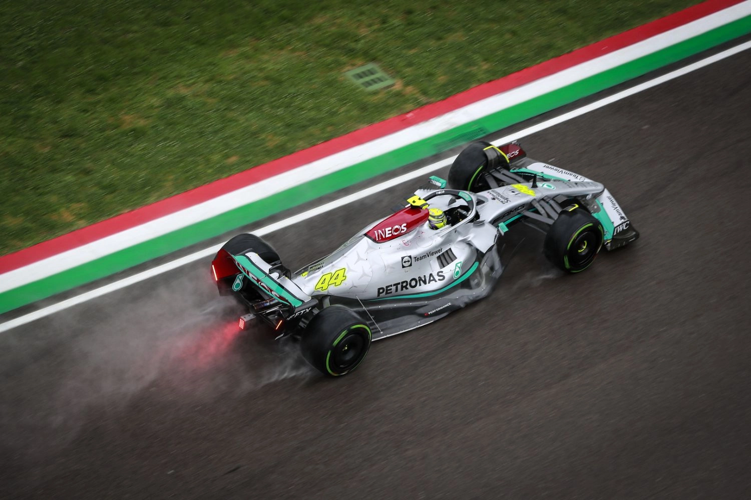 Rain expected at the start in Imola