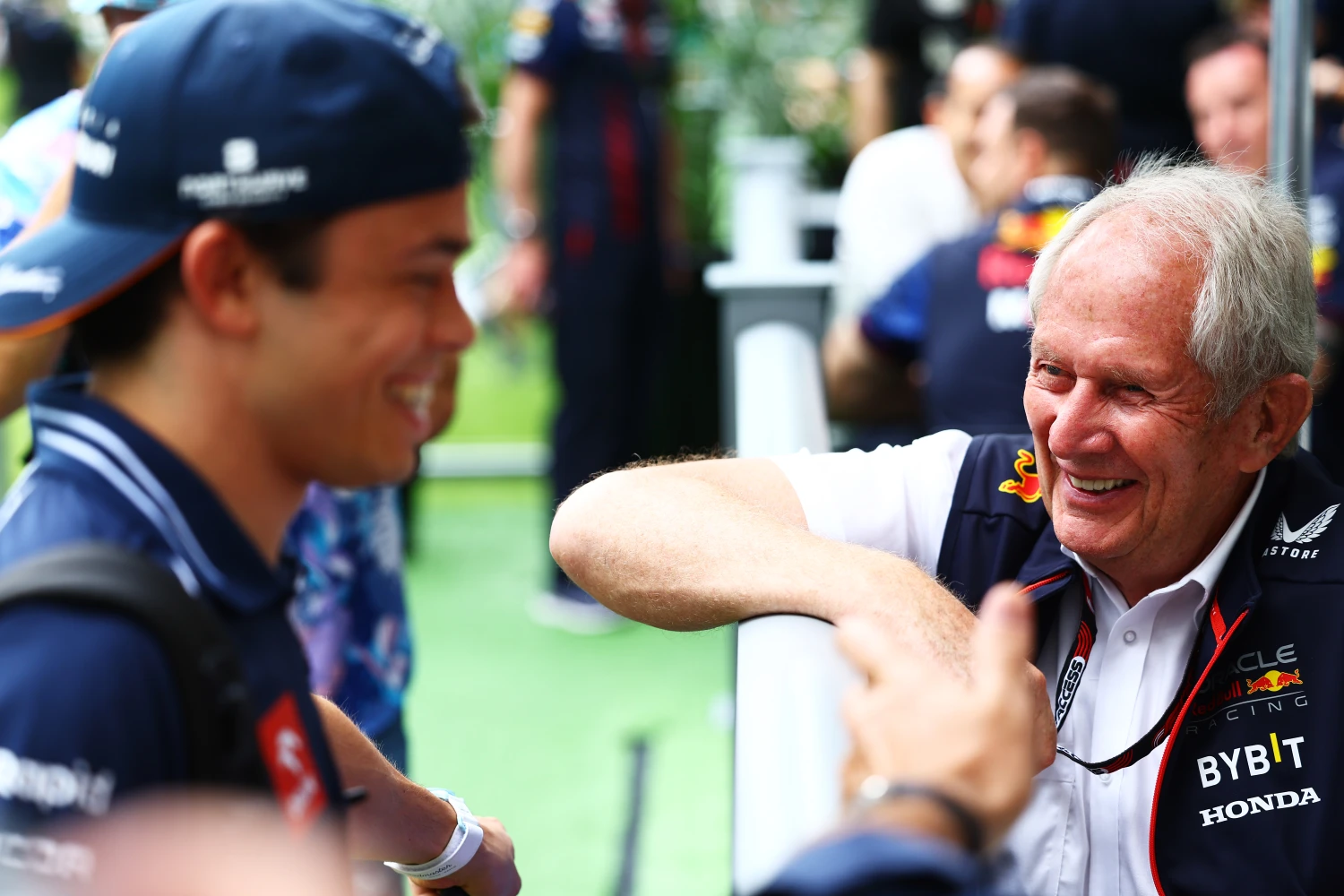 Hamilton reacts to Nyck de Vries’ ouster