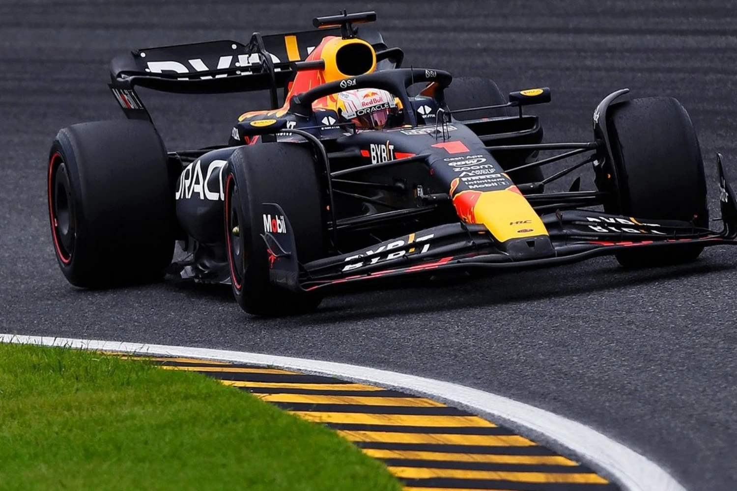 Japanese Grand Prix – Qualifying: McLaren lurking behind Max Verstappen