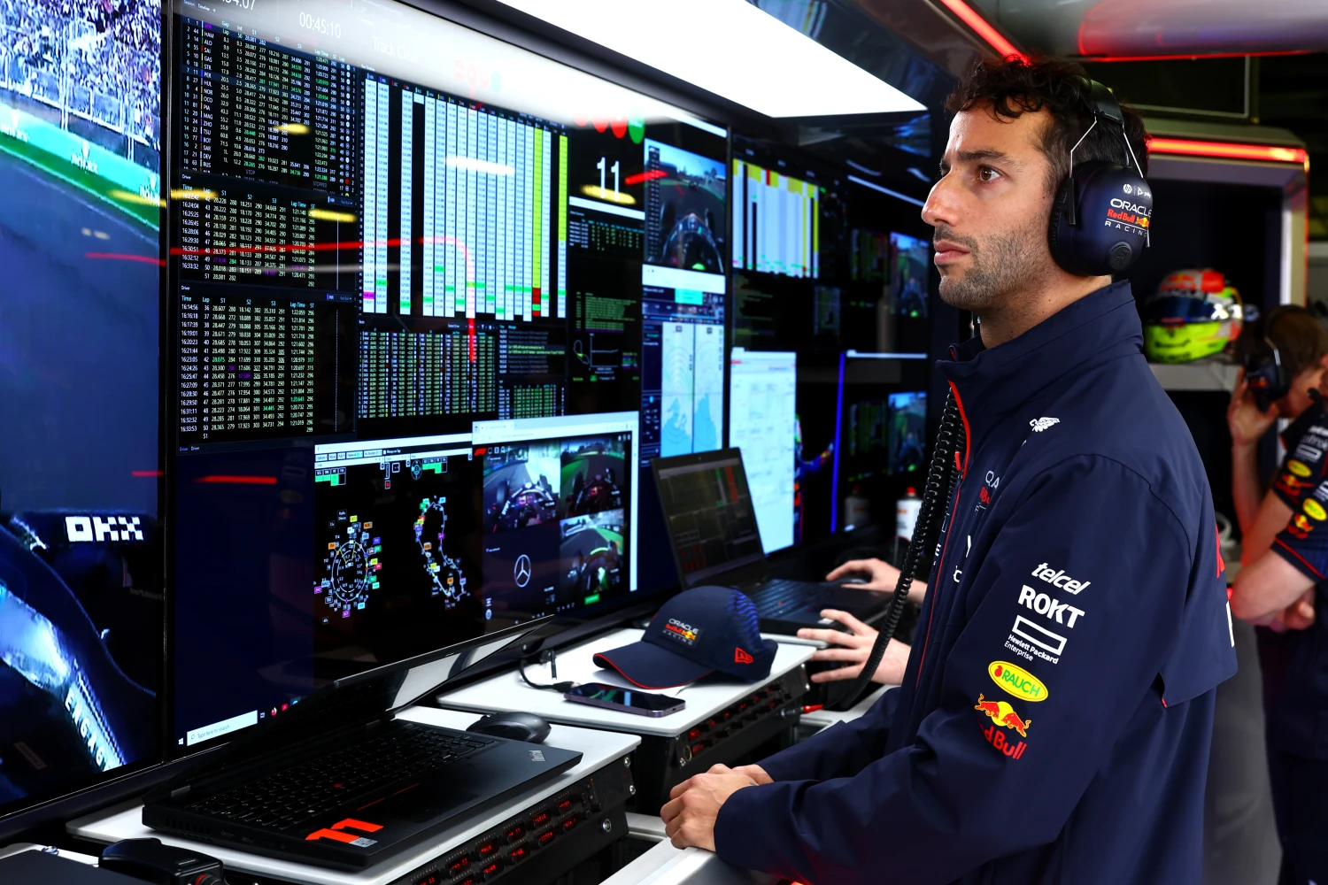Daniel Ricciardo would not be ready to get back behind the wheel yet, according to Christian Horner