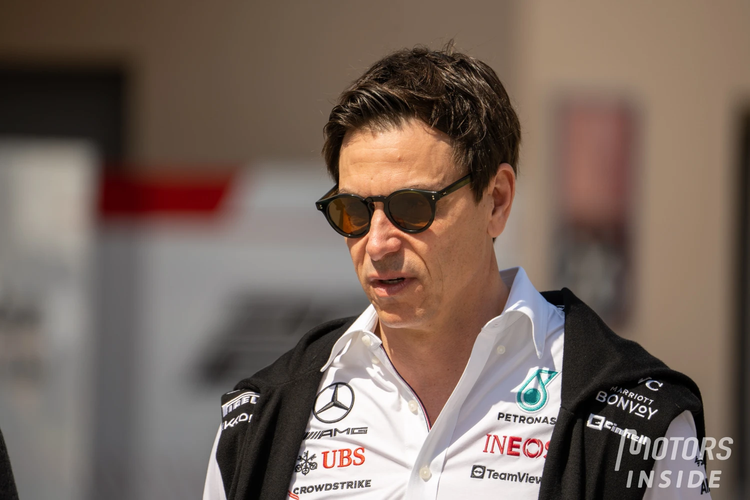Toto Wolff admits that Mercedes is lacking 10km/h of top speed this weekend