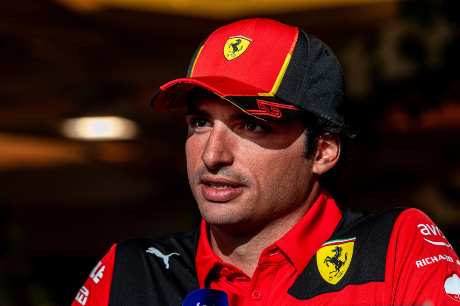 Carlos Sainz Jr. was taken by surprise by Hamilton’s transfer to Ferrari