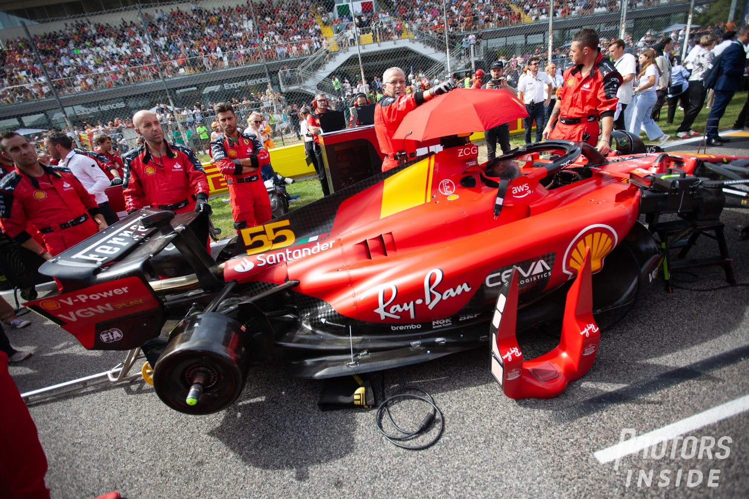 Discussions are underway regarding the use of fewer tires in Formula 1