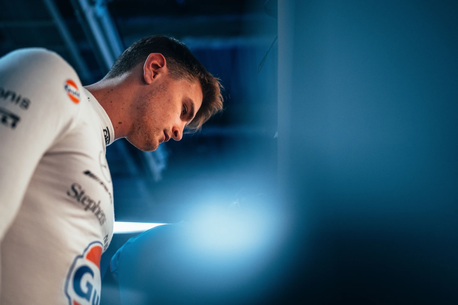 Logan Sargeant assumes his accident, but points out the tire overheating