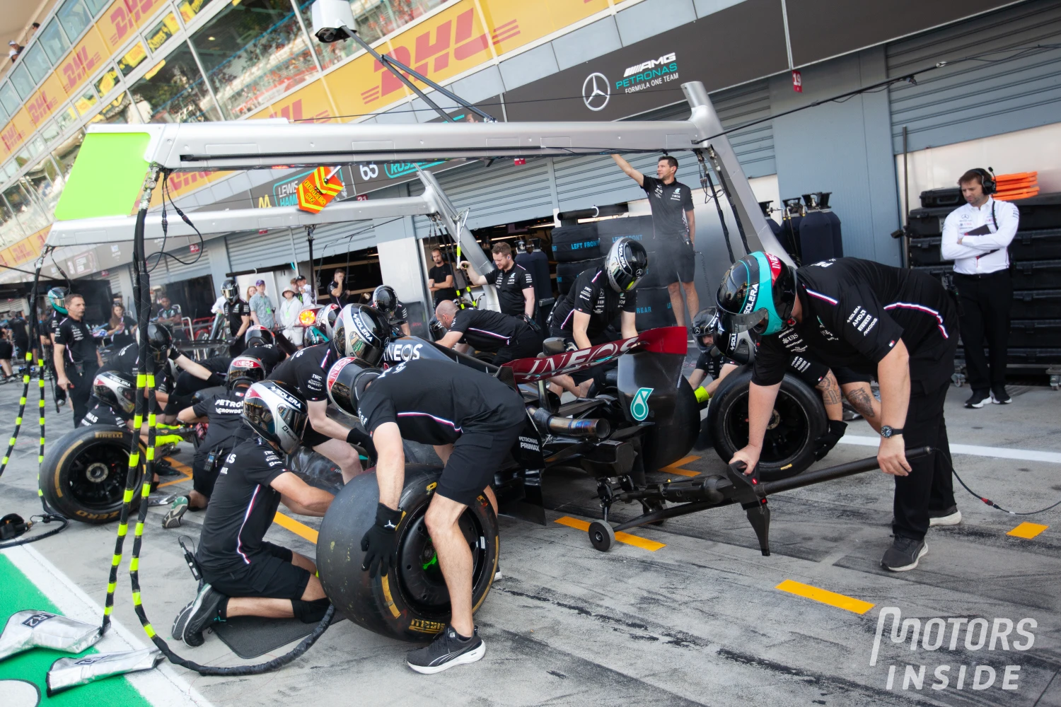 Mercedes needs to review its pit stops