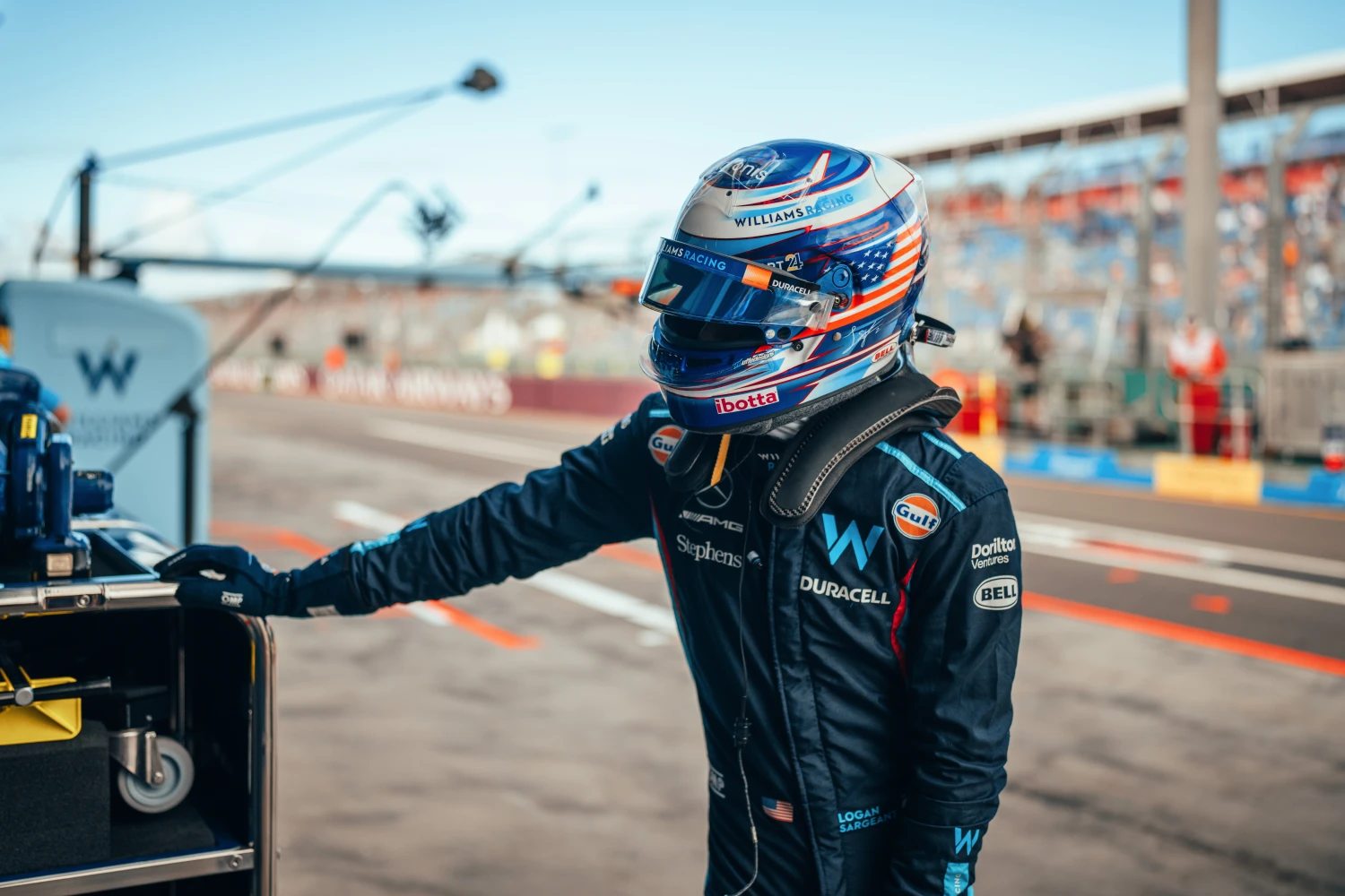Logan Sargeant under pressure, Ocon could replace him as soon as the summer break