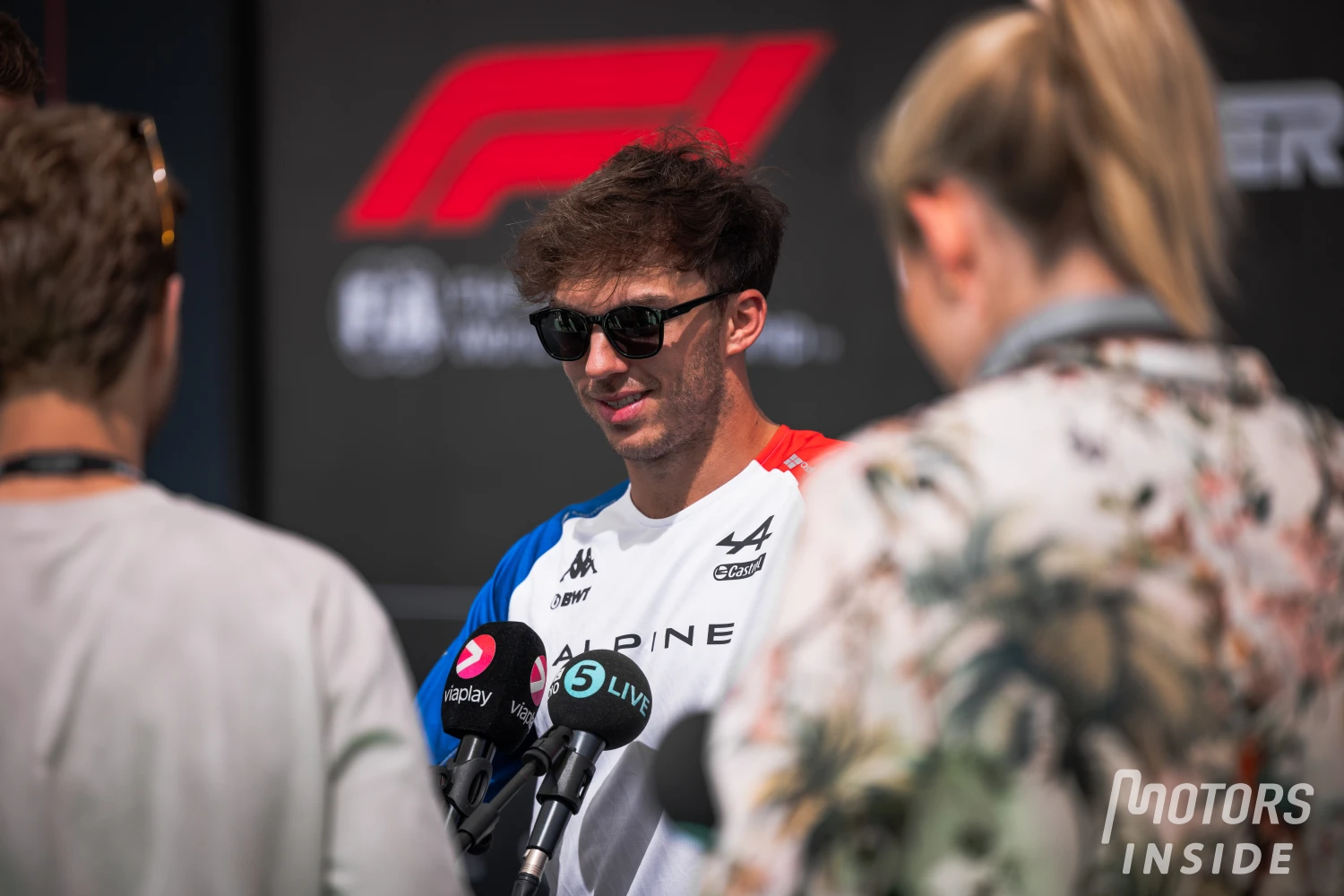 Pierre Gasly: a headdress dedicated to François Cevert