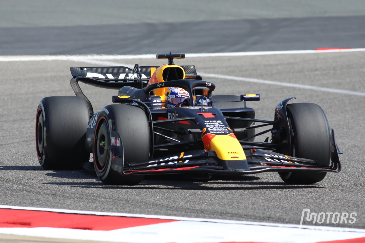 Bahrain Test Day 1: Verstappen demonstrates, Williams struggles