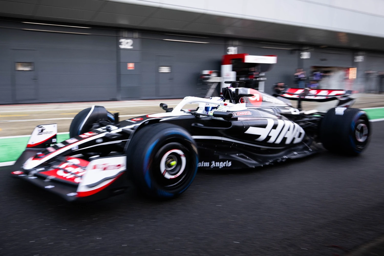 Stella thinks Magnussen should be penalized for his on-track behavior