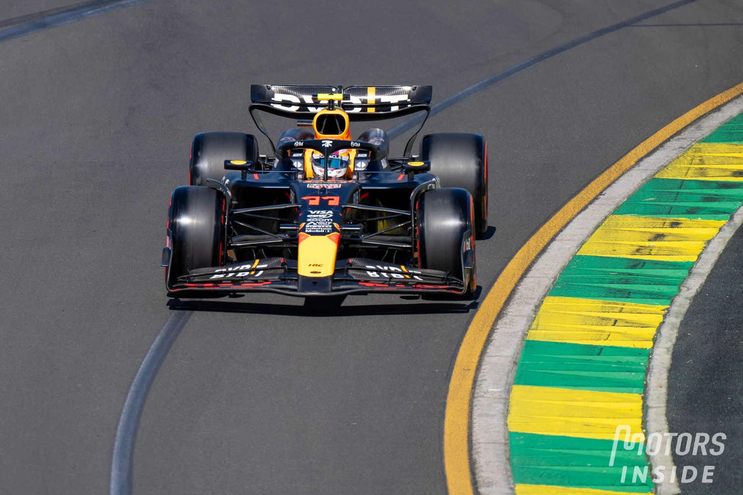 Sergio Perez affirms that Carlos Sainz would have won the race even without Max Verstappen’s retirement