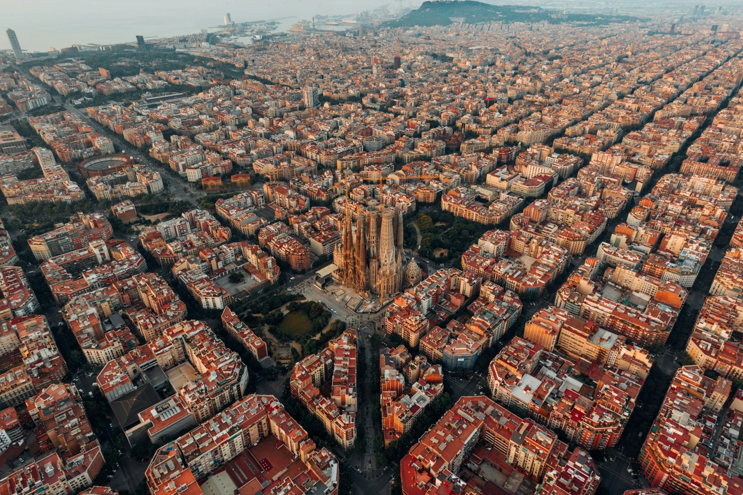 The Formula 1 cars will parade in the center of Barcelona before the Spanish Grand Prix