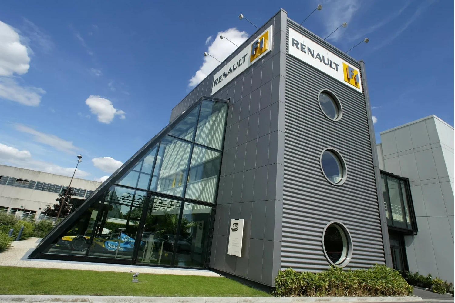 What does the future hold for Renault's Viry-Châtillon engine engineers ...
