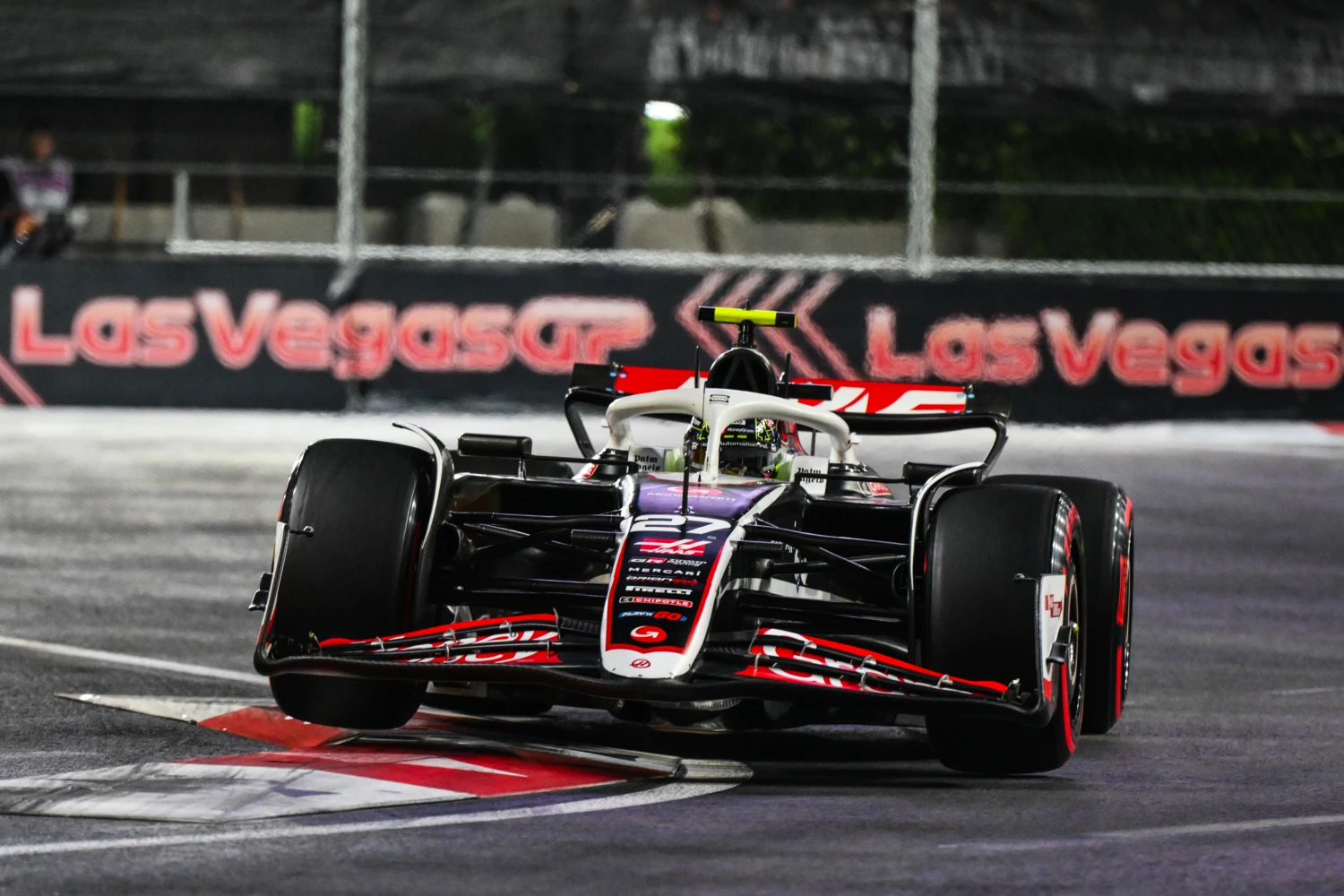 Haas regains sixth place from Alpine in Las Vegas