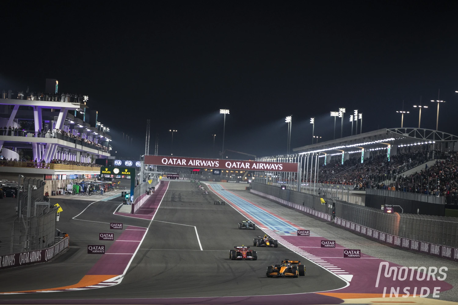 The FIA justifies the delayed arrival of the safety car due to the rearview mirror on the track