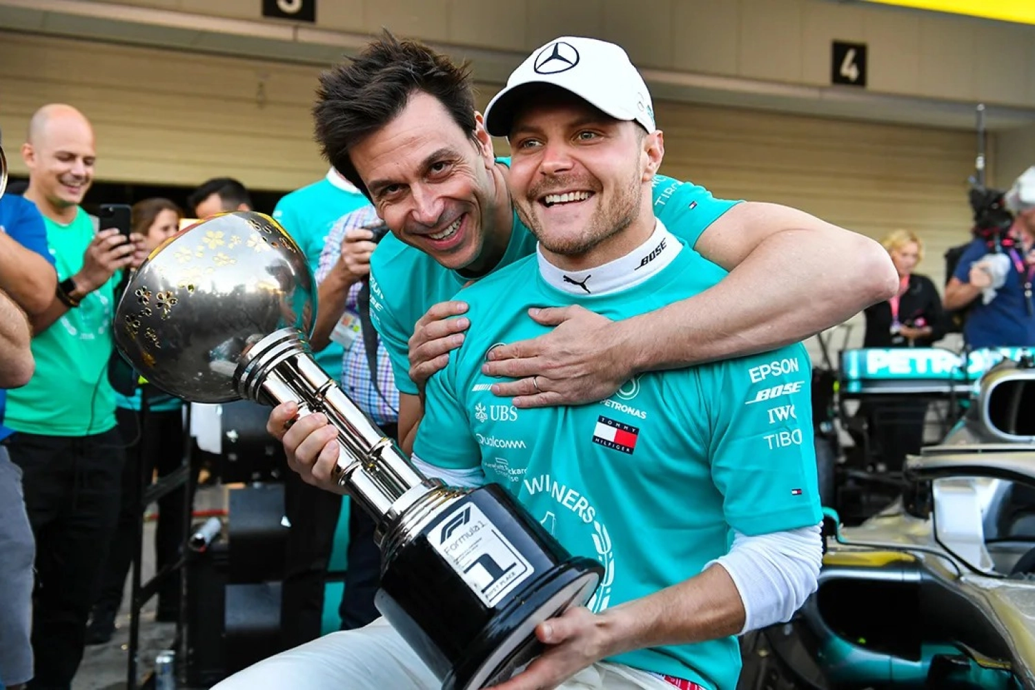 Valtteri Bottas returns to Mercedes in a new role