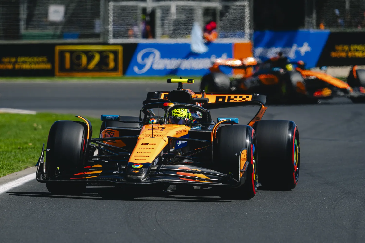 Australian Grand Prix – Qualifying: Norris on pole, McLaren blocks the front row, Williams astonishes
