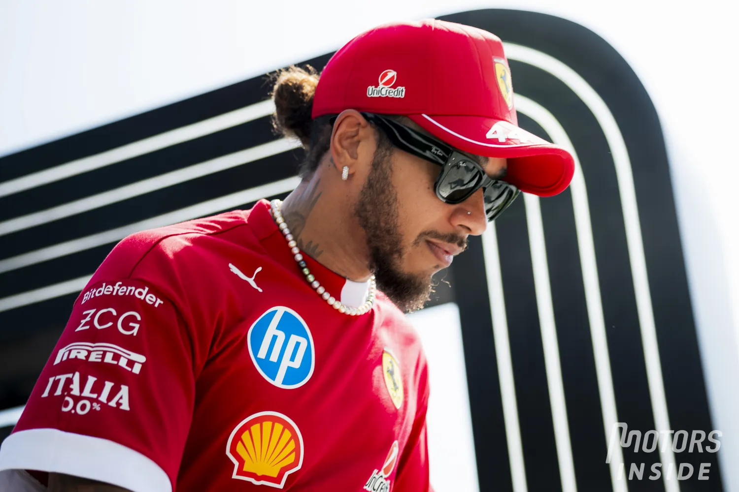 Hamilton facing the Ferrari challenge: « I’m working hard to adapt »
