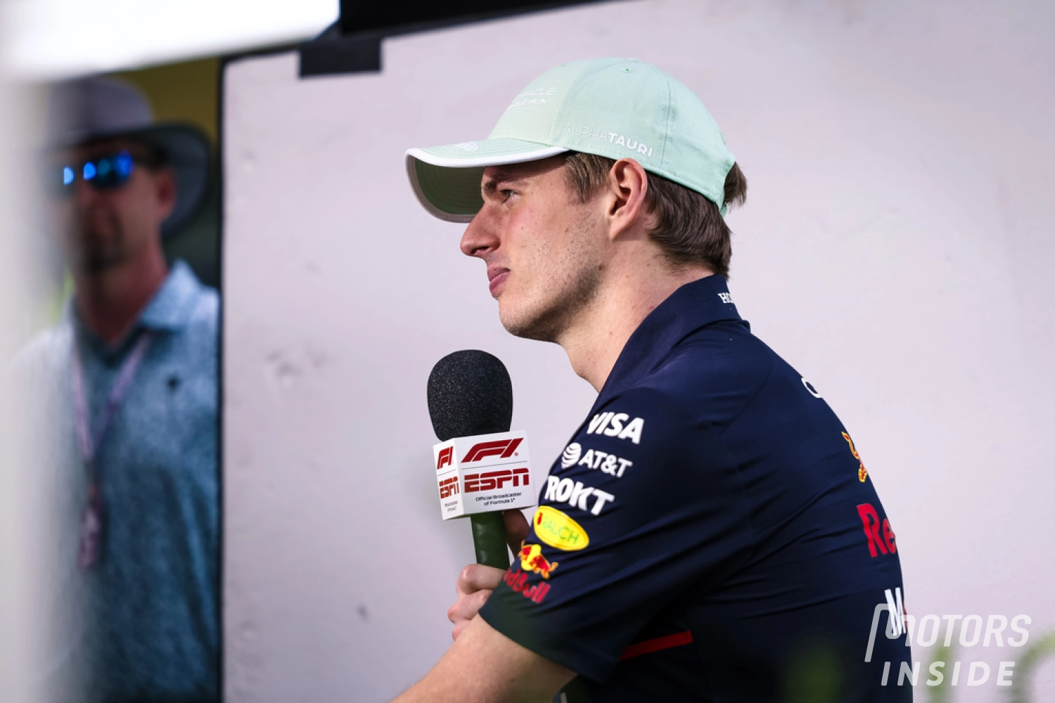 « It wasn’t right and shouldn’t have happened »: Verstappen on his manoeuvre against Russell