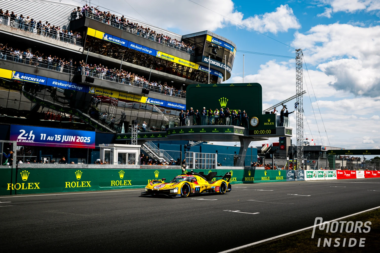 Robert Kubica wins at Le Mans, F1 drivers hail his performance
