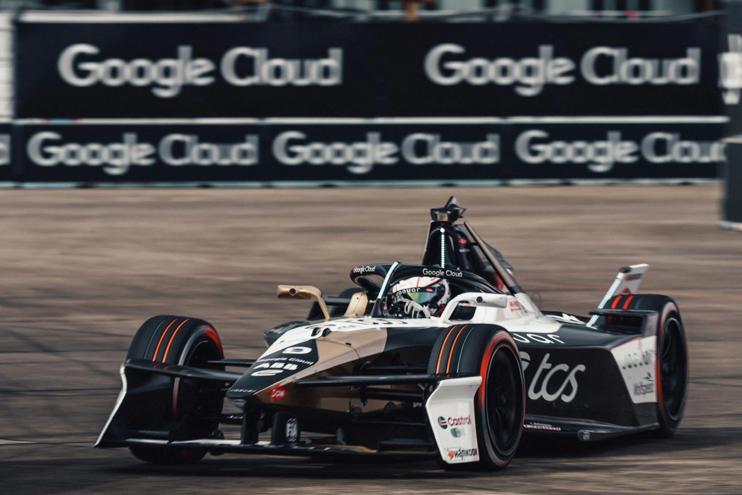 ePrix Berlin – Race 1: Mitch Evans takes the honors, championship back on track